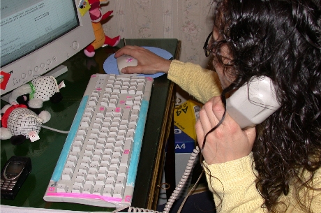El estilo comunicativo utilizado en las nuevas tecnologías es muy diferente al estilo de otras expresiones escritas.
