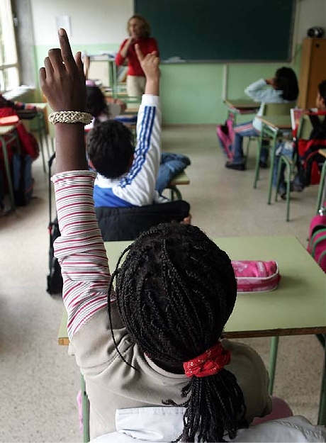 En la escuela, el uso de lenguaje influye notablemente en 