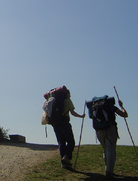 Divertirse, relacionarse o disfrutar de la naturaleza son algunos de los objetivos de las personas que practican una actividad física